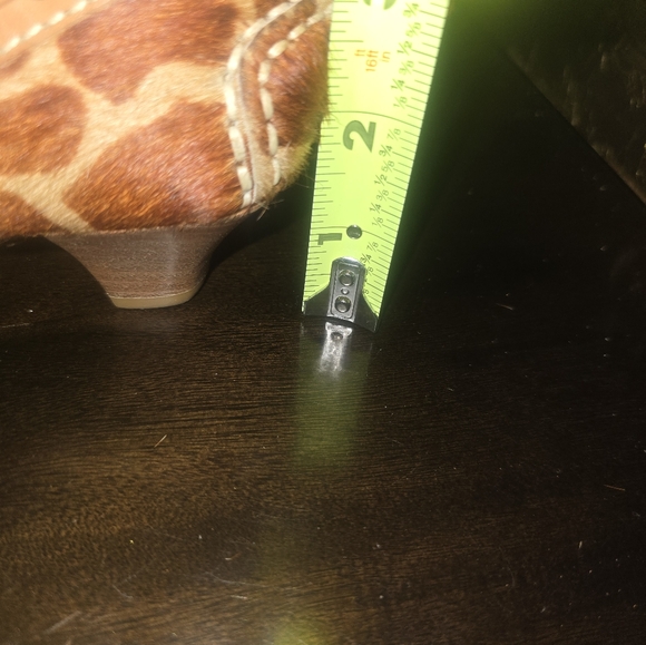 Eddie Bauer Giraffe Print Pony Hair/Leather Loafer - Picture 6 of 12